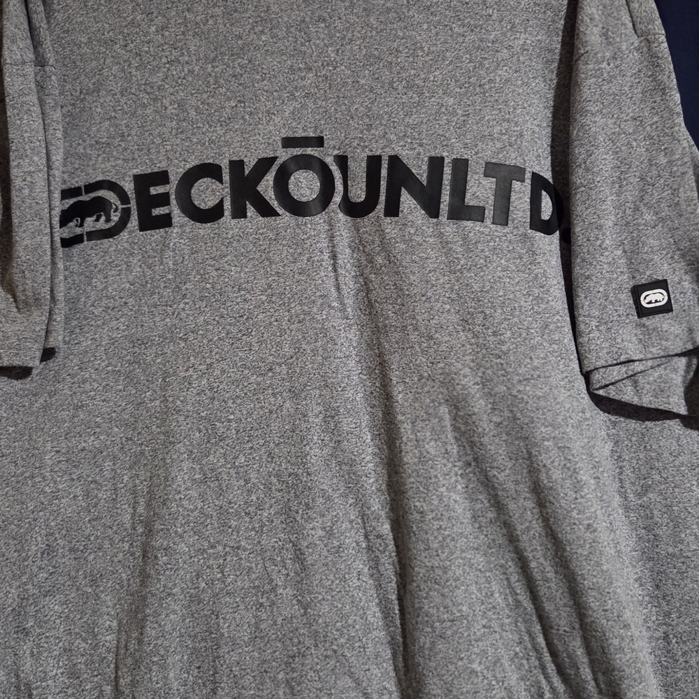Ecko Unlimited Black and Gray Men's V neck Tee